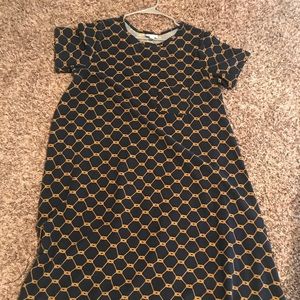 Lularoe size medium carly legging material